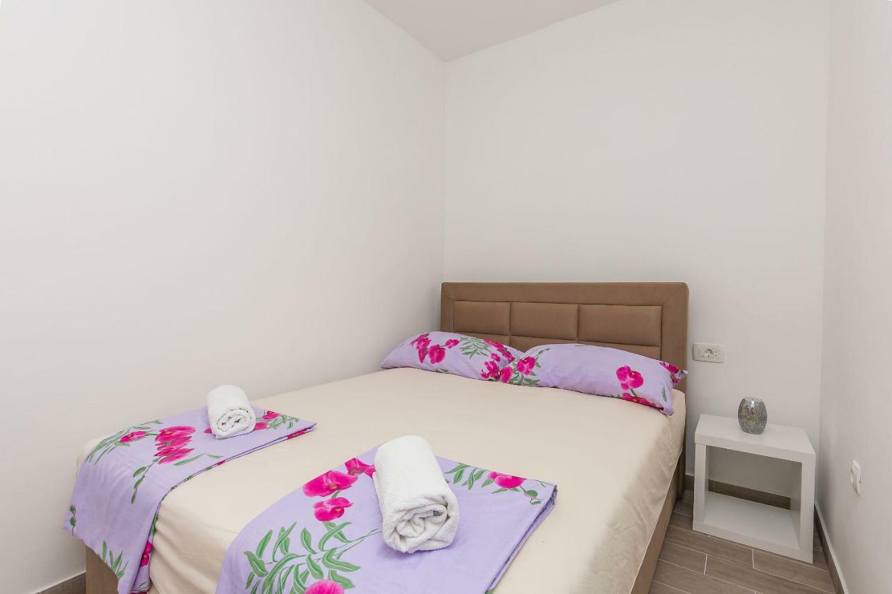 Apartments Danolic 2 Pisak Exterior photo